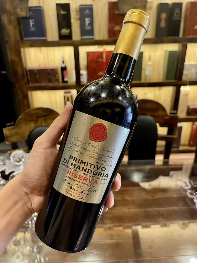 Rượu vang Carlo Scala Riserva Primitivo Di Manduria giá tốt