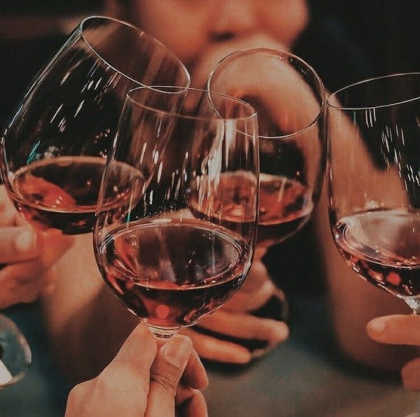6 cách nếm và thưởng thức rượu vang ngon và chuẩn hơn ai cũng nên biết 