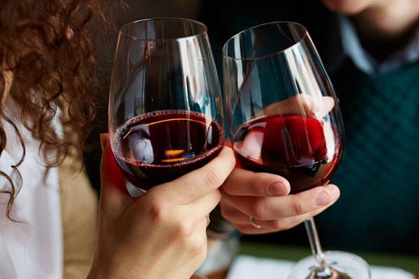 Lựa chọn đúng loại rượu vang đỏ tốt cho sức khỏe